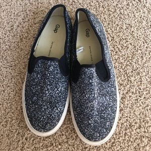 Gap blue printed slip on sneakers